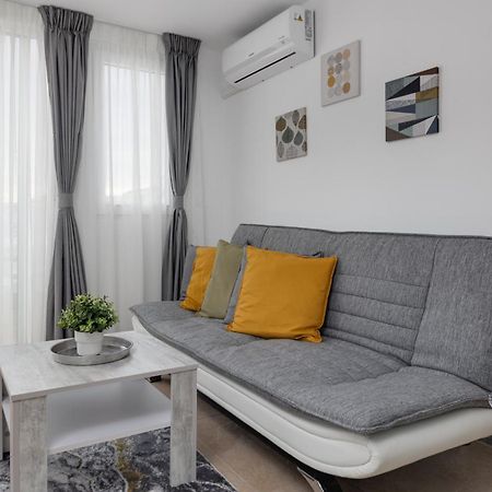 Cosy Apartment Near The Sea Torrevieja Eksteriør bilde