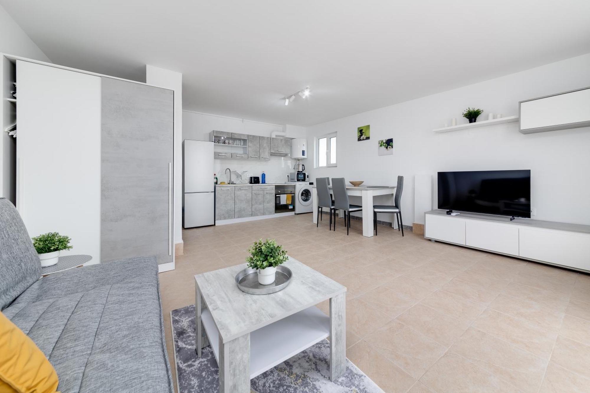 Cosy Apartment Near The Sea Torrevieja Eksteriør bilde